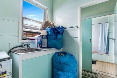 Photo of property in 6 Lewis Street, Kaiti, Gisborne, 4010