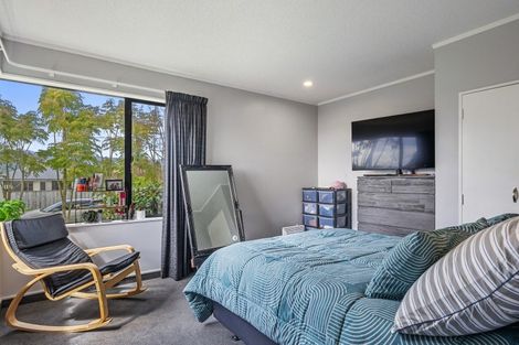 Photo of property in 15 Fairfield Road, Levin, 5510