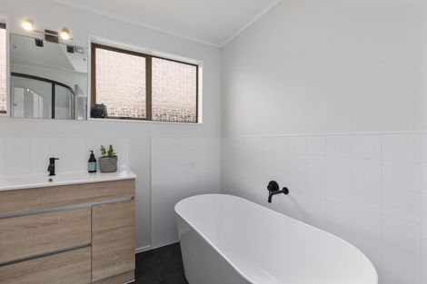 Photo of property in 103 Holborn Drive, Stokes Valley, Lower Hutt, 5019