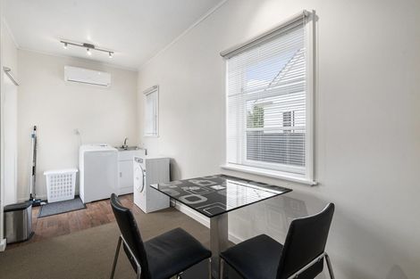 Photo of property in 162 Cook Street, West End, Palmerston North, 4410