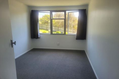 Photo of property in 8 Granby Place, Westown, New Plymouth, 4310