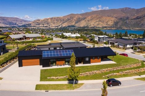 Photo of property in 20 Infinity Drive, Wanaka, 9305