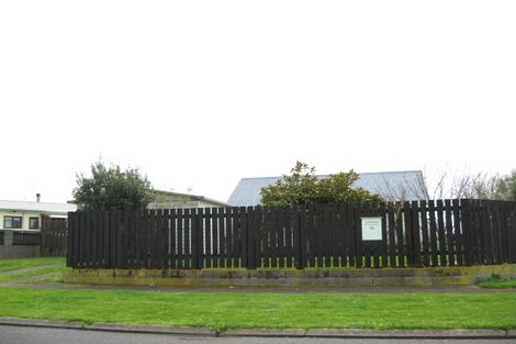 Photo of property in 76 Hume Street, Waitara, 4320