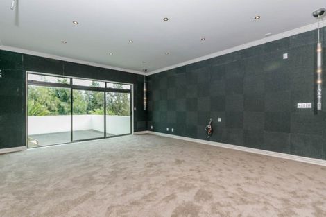 Photo of property in 2036 East Coast Road, Stillwater, Silverdale, 0993