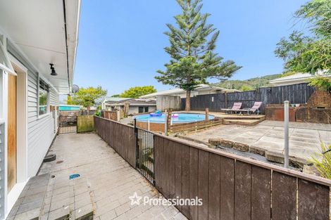 Photo of property in 373 Stokes Valley Road, Stokes Valley, Lower Hutt, 5019