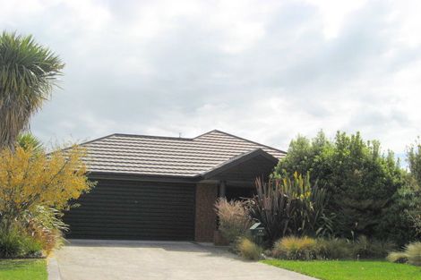 Photo of property in 15 Panckhurst Drive, Woodend, 7610