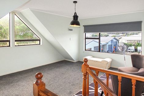 Photo of property in 12 Low Avenue, Foxton Beach, Foxton, 4815