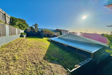 Photo of property in 129 Conclusion Street, Ascot Park, Porirua, 5024