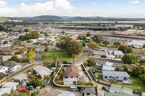 Photo of property in 86 Eversham Road, Mount Maunganui, 3116
