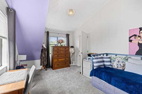 Photo of property in 28 Donald Street, Stanmore Bay, Whangaparaoa, 0932