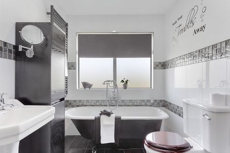 Photo of property in 76 Gatehouse Lane, Woodend, Kaiapoi, 7691