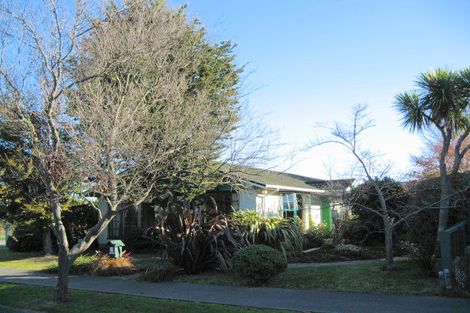 Photo of property in 15 Sarabande Avenue, Redwood, Christchurch, 8051