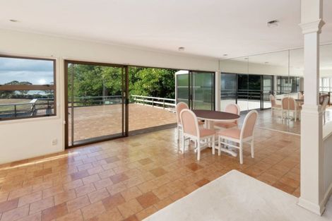 Photo of property in 239 Broomfields Road, Whitford, Howick, 2571