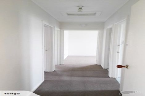 Photo of property in 29 Fairdene Avenue, Henderson, Auckland, 0610