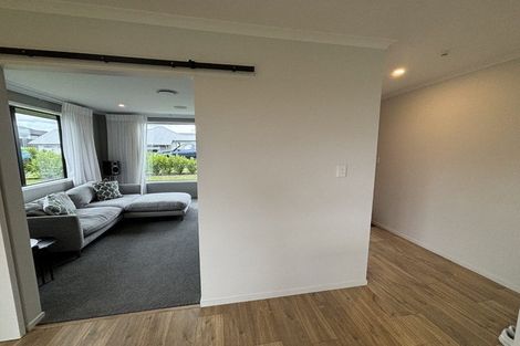 Photo of property in 11 Tabernacle Street, Karaka, 2124