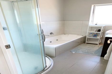 Photo of property in 46a Millen Avenue, Pakuranga, Auckland, 2010