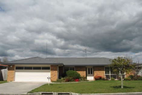 Photo of property in 57 Pelorus Street, Welcome Bay, Tauranga, 3112