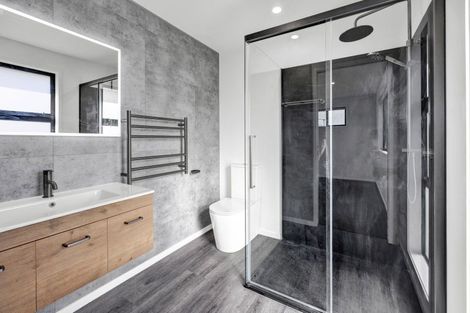 Photo of property in 21 Midsummer Avenue, Stratford, 4332