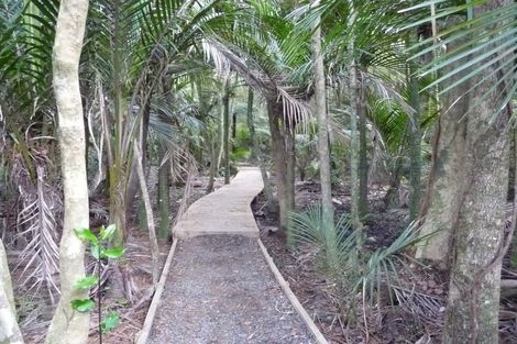 Photo of property in 116 Eaves Bush Parade, Orewa, 0931