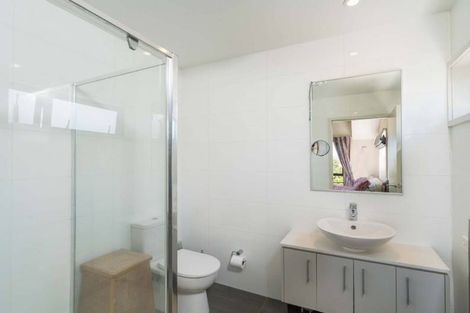 Photo of property in 20 Chateau Crescent, Rangatira Park, Taupo, 3330