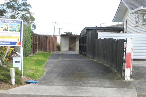 Photo of property in 2/19 Sutton Crescent, Papakura, 2110