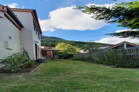 Photo of property in 25c Williams Street, Sunshine Bay, Queenstown, 9300