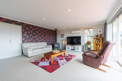 Photo of property in 9 Hidden Lakes Avenue, Te Anau, 9600