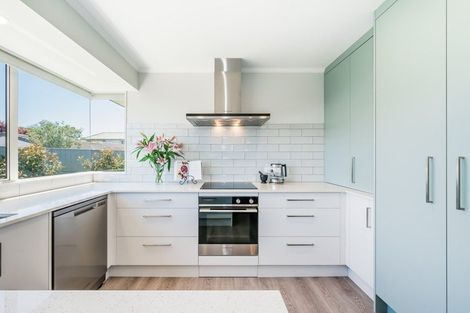 Photo of property in 5a Nathan Avenue, Paraparaumu Beach, Paraparaumu, 5032