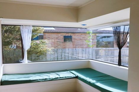 Photo of property in 12 Greville Road, Pinehill, Auckland, 0632