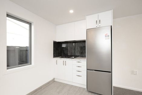 Photo of property in 2 Dickson Crescent, Hornby, Christchurch, 8042