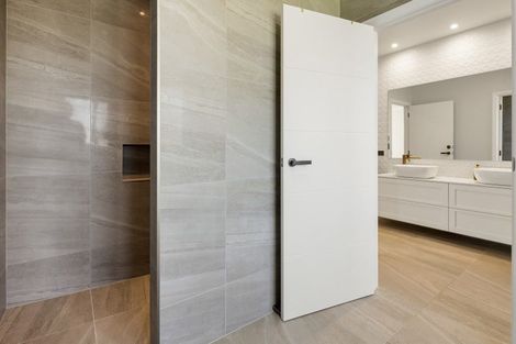 Photo of property in 19 Mike Smith Drive, Cambridge, 3434