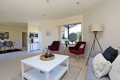 Photo of property in 34 Kensington Drive, Taradale, Napier, 4112