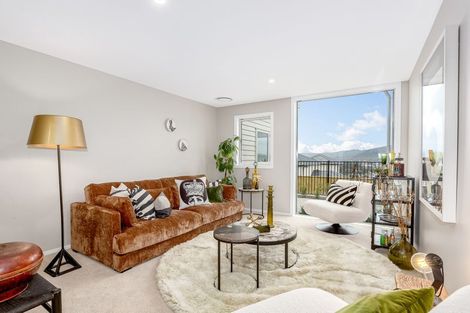 Photo of property in 28 Te Hoiere Street, Aotea, Porirua, 5024