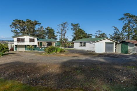 Photo of property in 1 Domain Road, Kawakawa, 0210