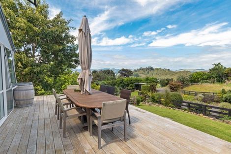 Photo of property in 288 Bellville Drive, Coromandel, 3506