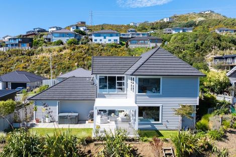 Photo of property in 187 Navigation Drive, Whitby, Porirua, 5024