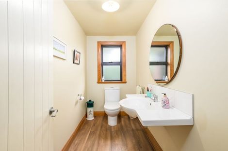 Photo of property in 18 Maclean Street, Glenavy, Waimate, 7980