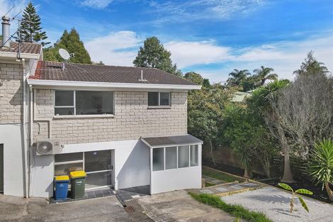 Photo of property in 2/10 Woodvale Road, Glen Eden, Auckland, 0602