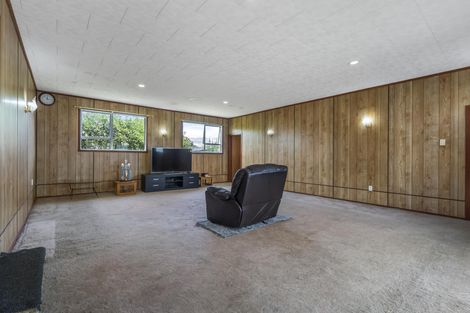 Photo of property in 41 Chingford Close, Mangere, Auckland, 2022