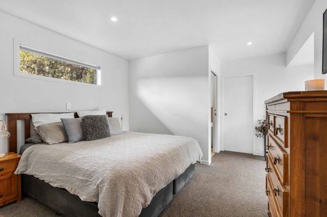 Photo of property in 128 Sharyn Place, Whangamata, 3620