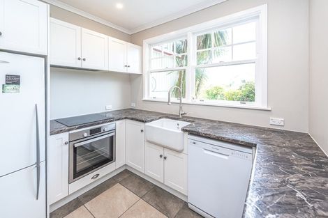 Photo of property in 3 Dickson Crescent, Saint Johns Hill, Whanganui, 4500