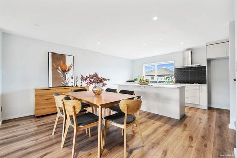 Photo of property in 87 Bordeaux Parade, Te Atatu South, Auckland, 0610