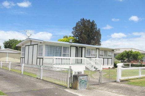 Photo of property in 12 Jupiter Street, Rosehill, Papakura, 2113