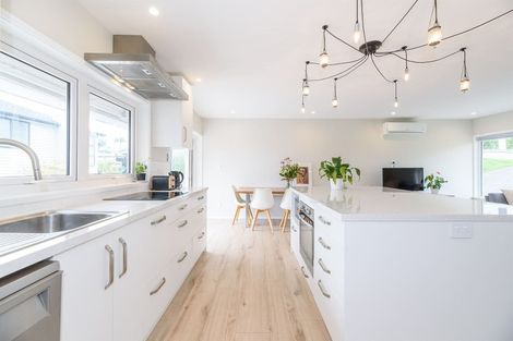 Photo of property in 2/13 Burns Avenue, Takapuna, Auckland, 0622