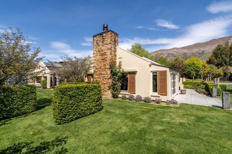 Photo of property in 19 Blacksmiths Lane, Wanaka, 9305