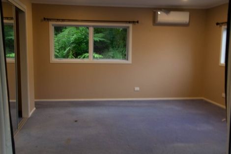 Photo of property in 787 Scenic Drive, Henderson Valley, Auckland, 0612