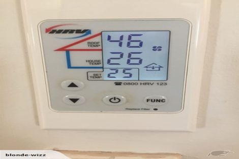 Photo of property in 9 Denarius Lane, Glendene, Auckland, 0602