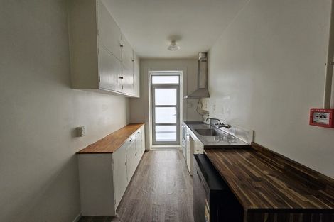 Photo of property in 2/259-263 Jackson Street, Petone, Lower Hutt, 5012