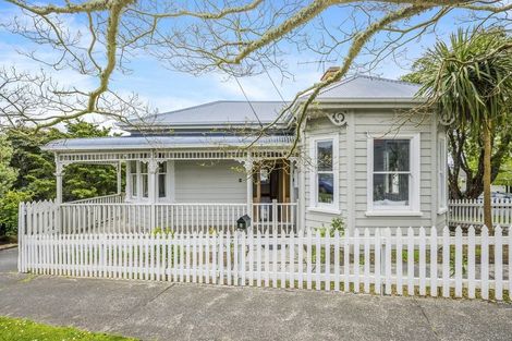 Photo of property in 5 Aitken Terrace, Kingsland, Auckland, 1021