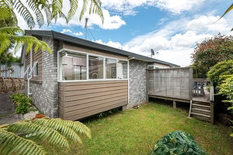 Photo of property in 1/39 Radiata Lane, Chatswood, Auckland, 0626